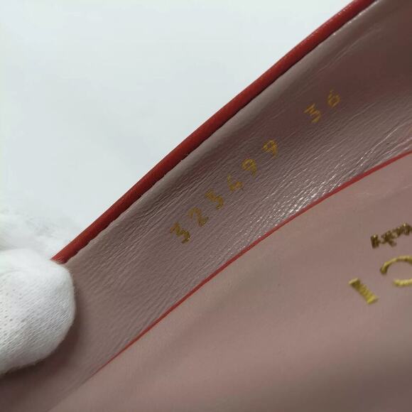 Gucci Red Leather Horsebit Heels – Size 36 (EU) / 6 (US) - Picture 7 of 7